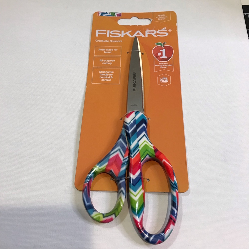 FISKARS Scissors - Picture 3 of 5